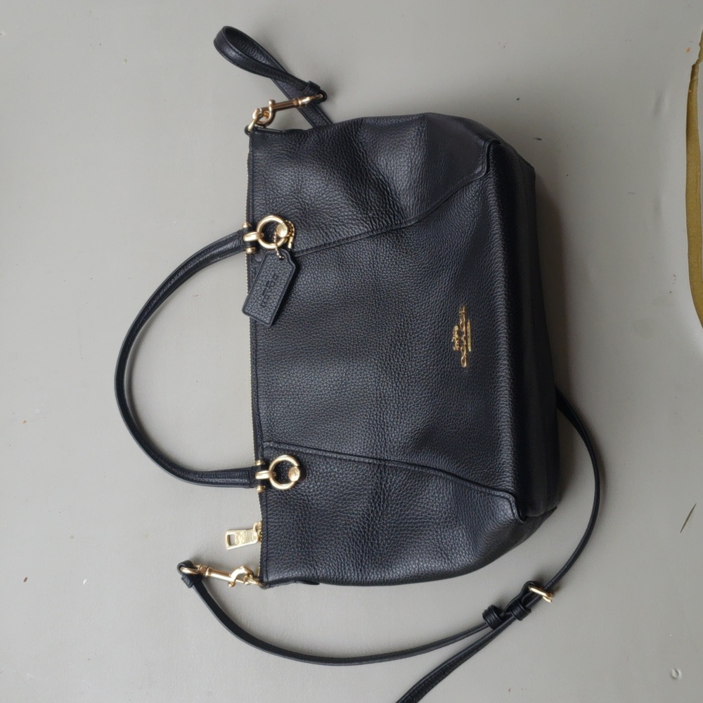 Coach purse j2132-c6229